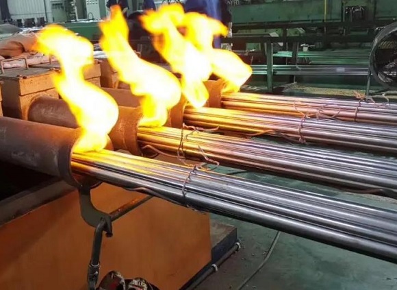 304不銹鋼管是如何生產(chǎn)的？